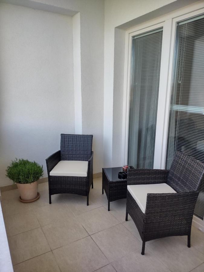 Karina Apartman Apartment Дунавска Стреда Екстериор снимка