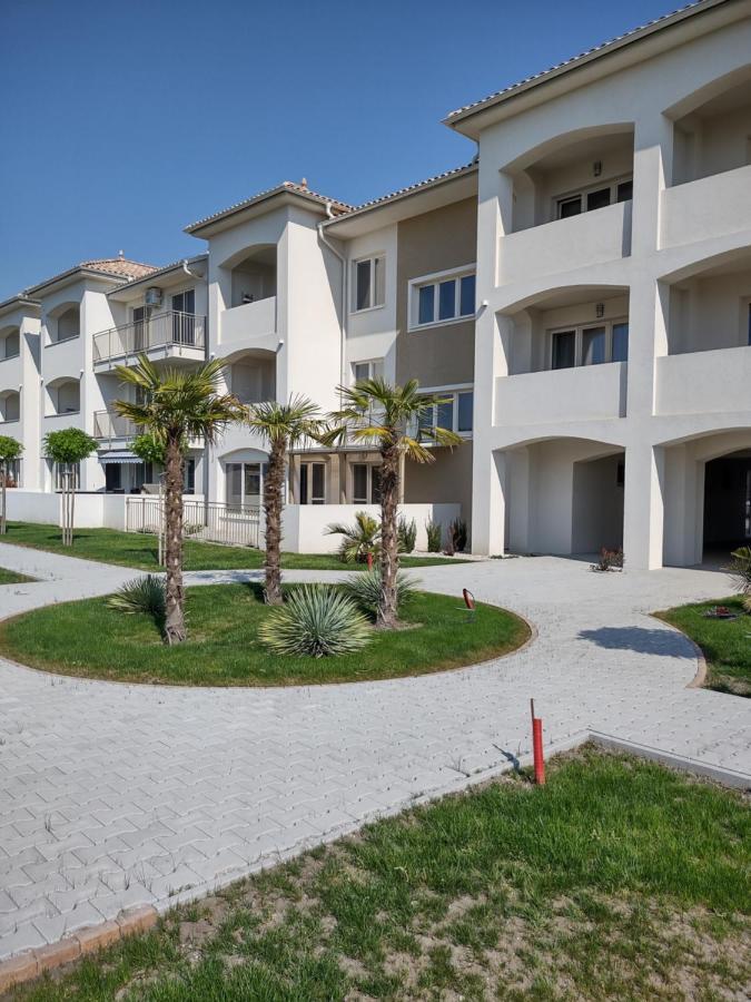 Karina Apartman Apartment Дунавска Стреда Екстериор снимка